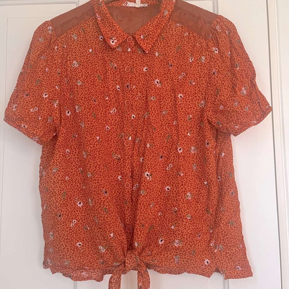 Mystree NWOT, Blouse